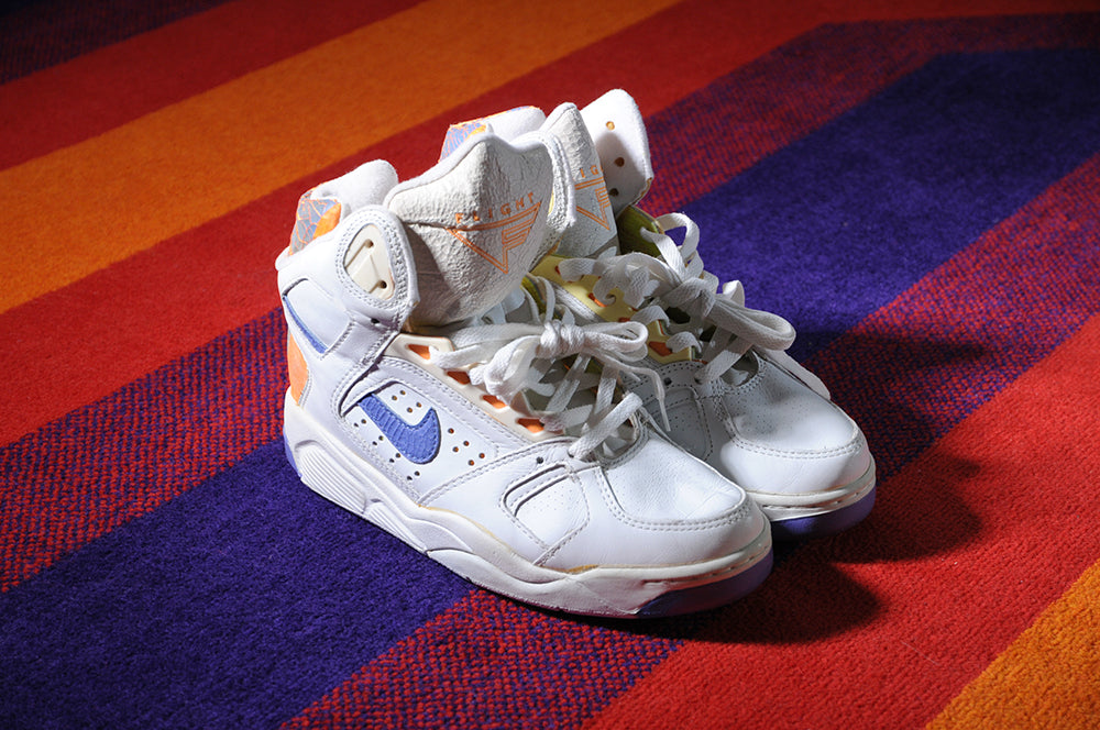 Vintage 90s Nike Air Flight Lite High Basketball sz8