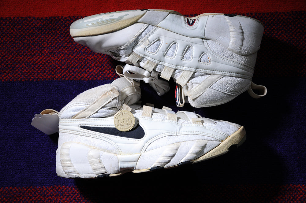 Vintage 90s Nike Air Alarm Andre Agassi Challenge Court Tennis sz9