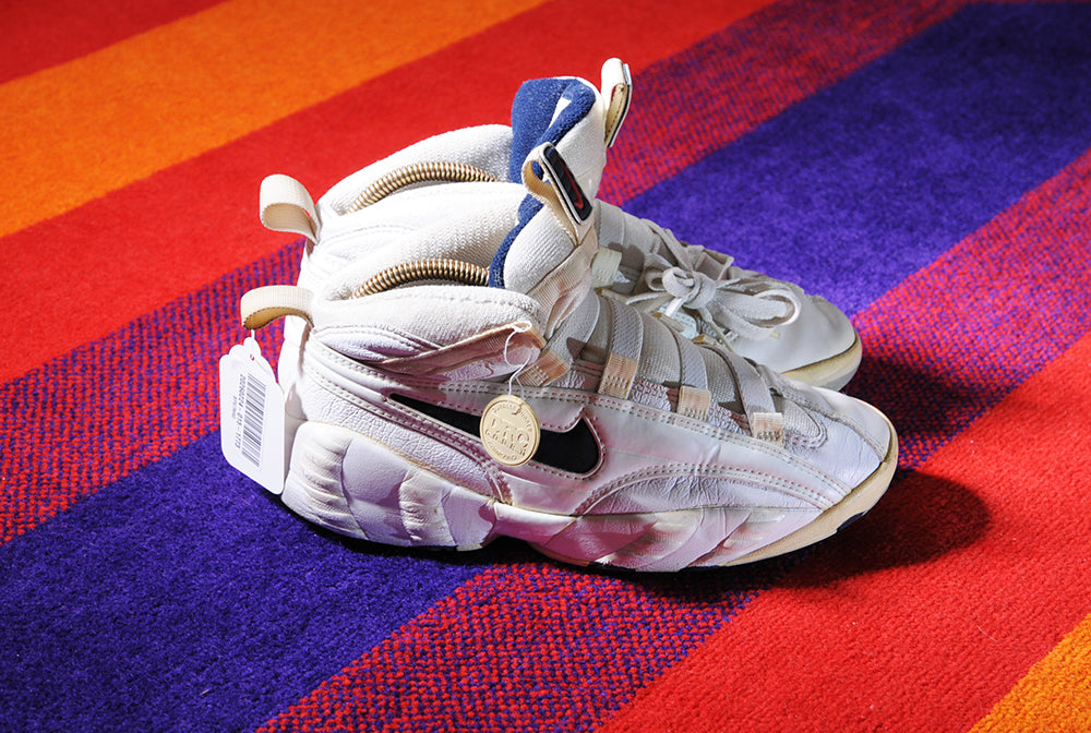 Vintage 90s Nike Air Alarm Andre Agassi Challenge Court Tennis sz9
