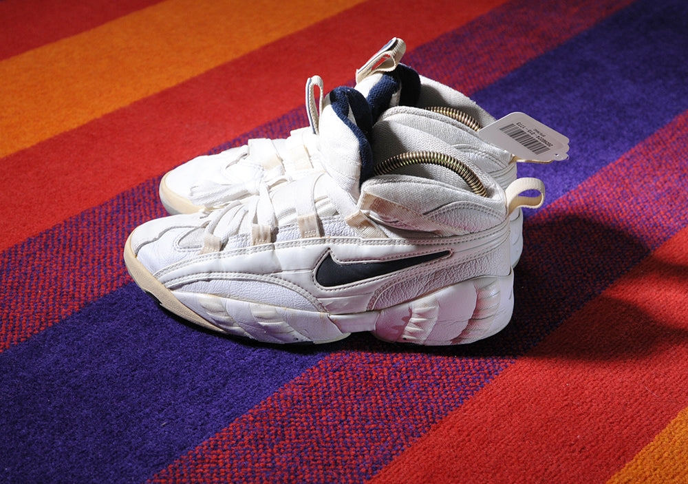 Vintage 90s Nike Air Alarm Andre Agassi Challenge Court Tennis sz9