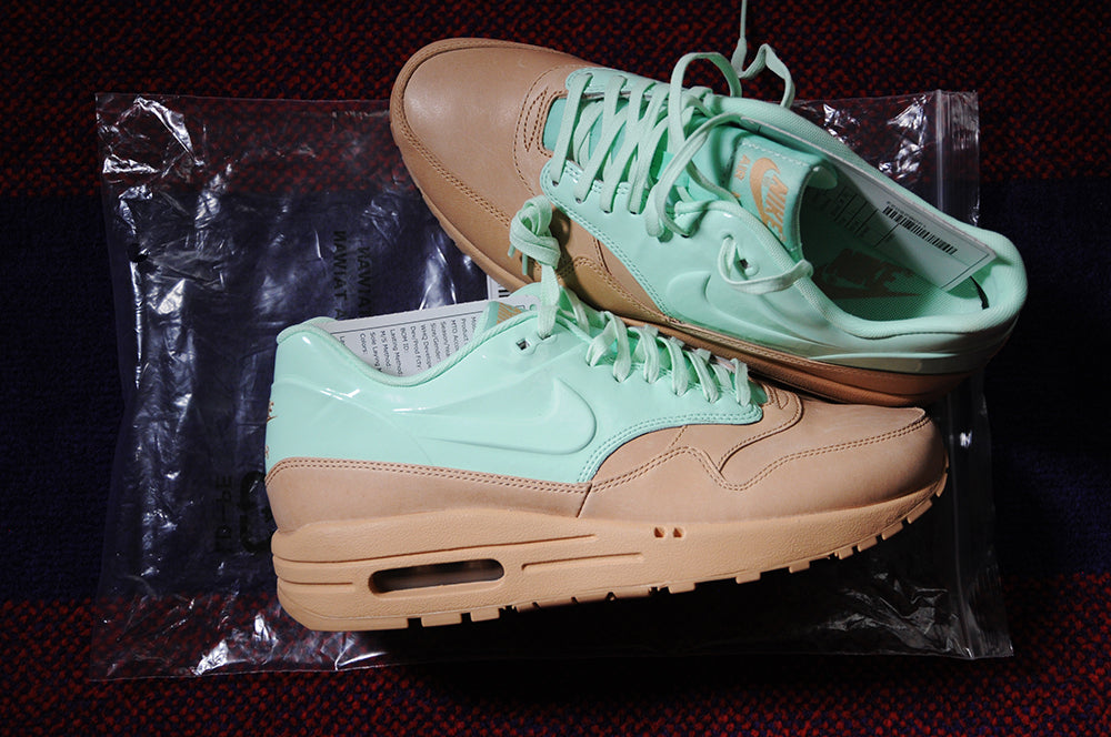 2013 Nike Air Max 1 RARE SAMPLE Vachetta Tan Arctic Green Mint Womens sz7
