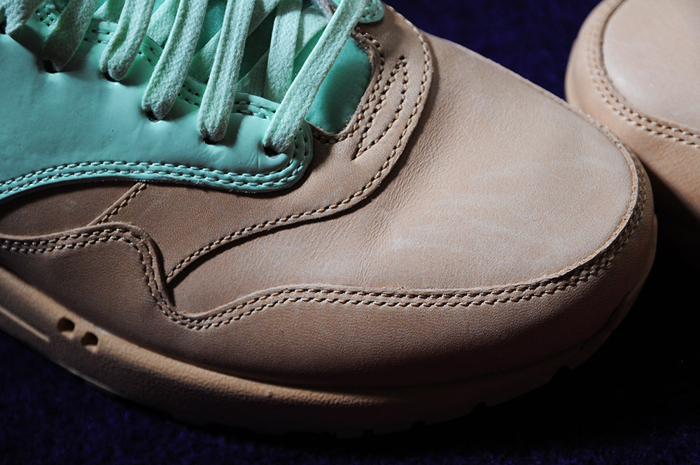 2013 Nike Air Max 1 RARE SAMPLE Vachetta Tan Arctic Green Mint Womens sz7