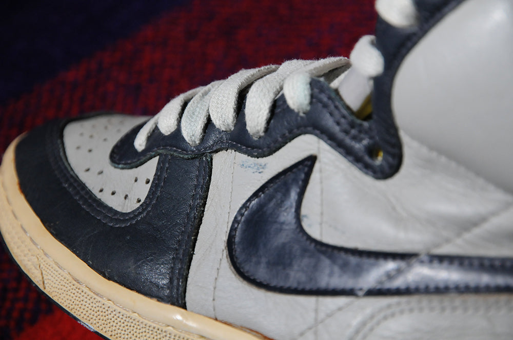 Vintage 80s Big Nike Terminator George Town University Basketball sz8.5