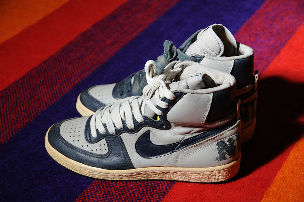 Vintage 80s Big Nike Terminator George Town University Basketball sz8.5