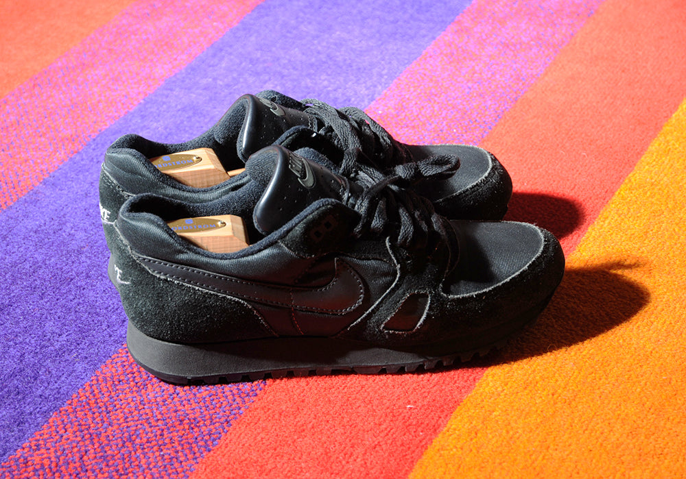 Vintage 80s Nike Waffle Trainer Pure Black sz8.5